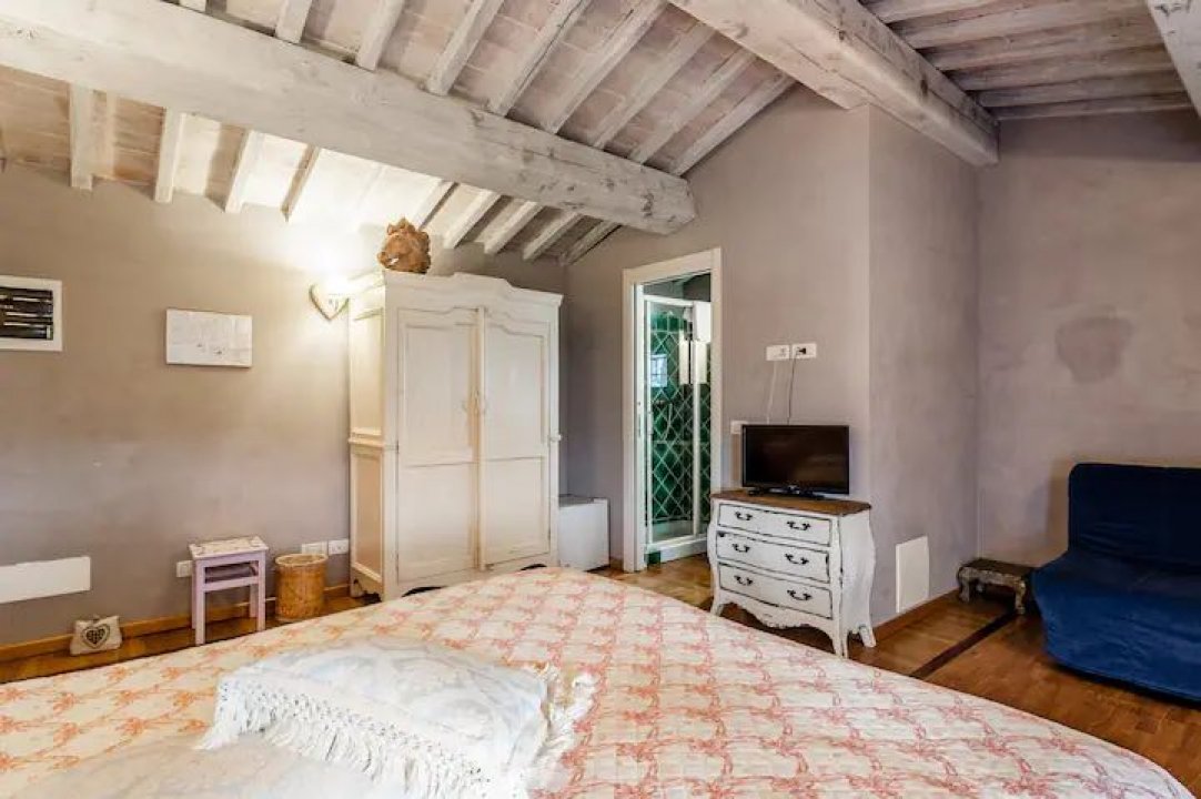 Alquiler casale in zona tranquila Altopascio Toscana foto 5