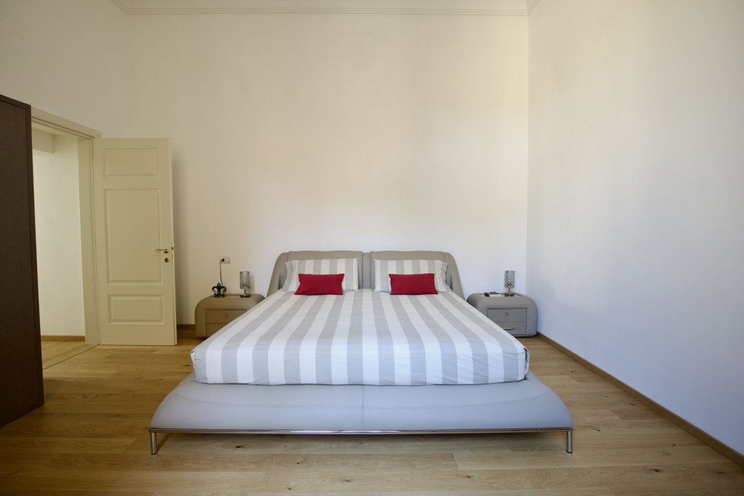Rent apartment in city Montecatini-Terme Toscana foto 3