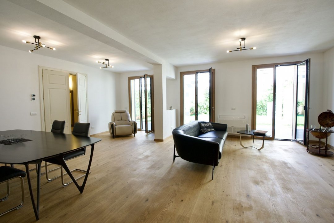 Rent apartment in city Montecatini-Terme Toscana foto 2