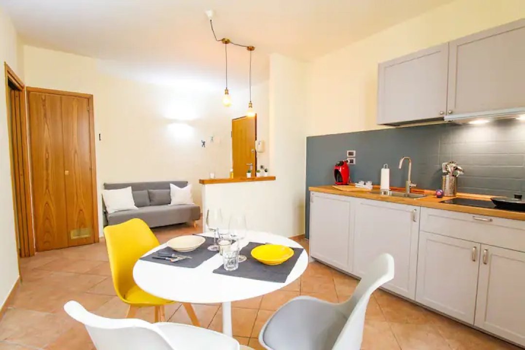 Short rent flat in quiet zone Montecatini-Terme Toscana foto 1
