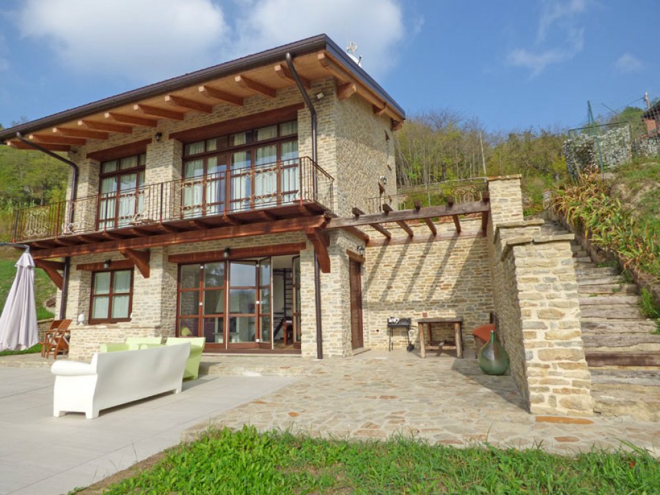 A vendre villa in zone tranquille Sinio Piemonte foto 1