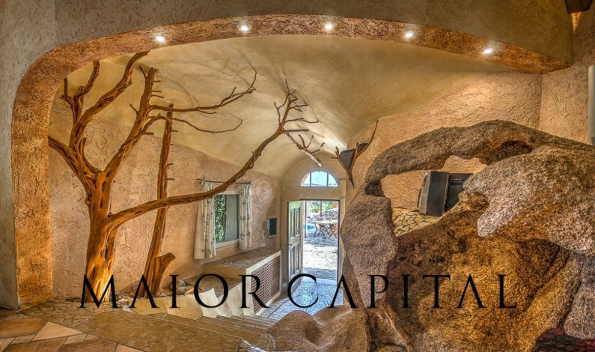 Se vende villa in zona tranquila Arzachena Sardegna foto 18