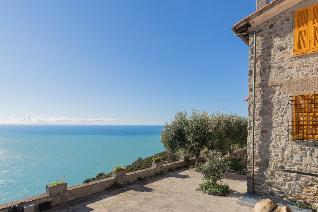 Se vende villa by the mar Vernazza Liguria foto 10