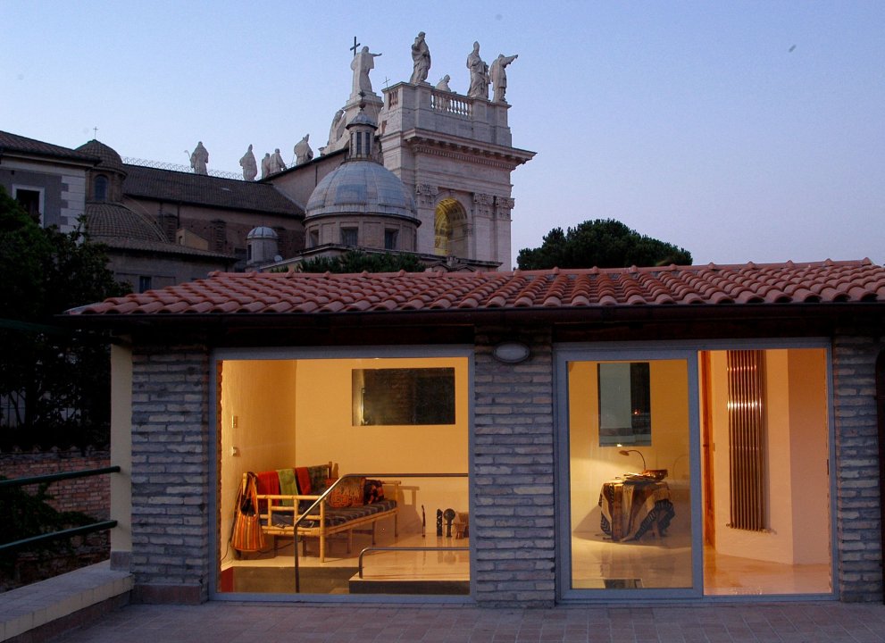 A vendre penthouse in ville Roma Lazio foto 3