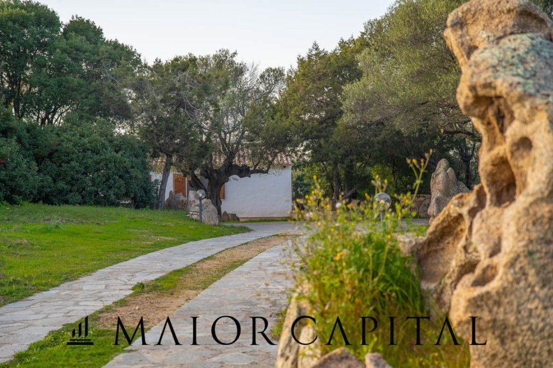 Se vende villa in zona tranquila Arzachena Sardegna foto 31