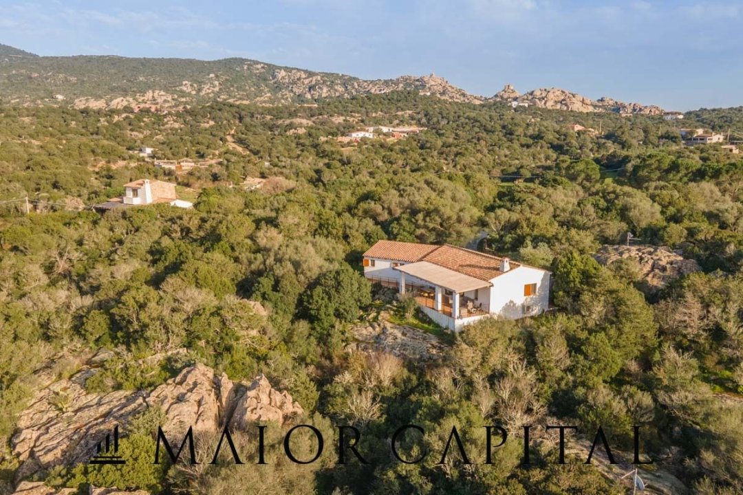 Se vende villa in zona tranquila Arzachena Sardegna foto 35