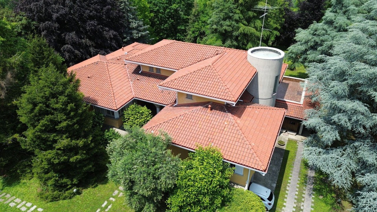 A vendre villa by the lac Monguzzo Lombardia foto 2