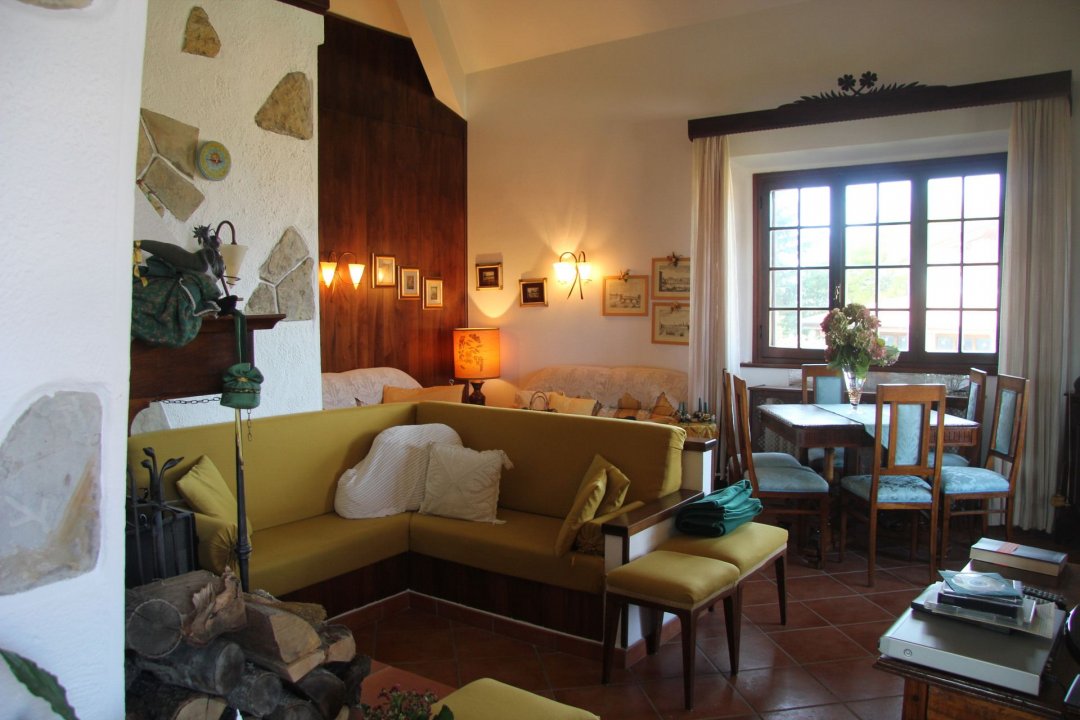 For sale cottage in quiet zone Pelago Toscana foto 4
