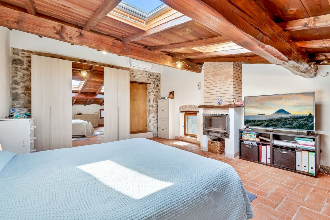 Zu verkaufen villa in ruhiges gebiet Podenzana Toscana foto 18