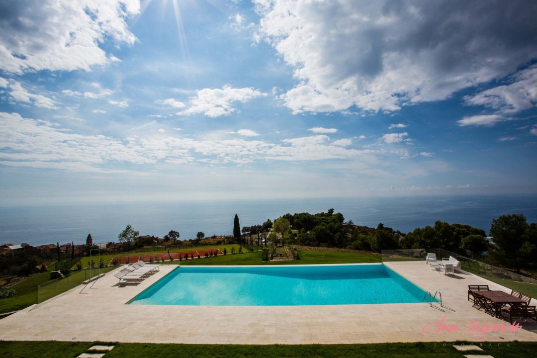 A vendre villa in zone tranquille Cipressa Liguria foto 2
