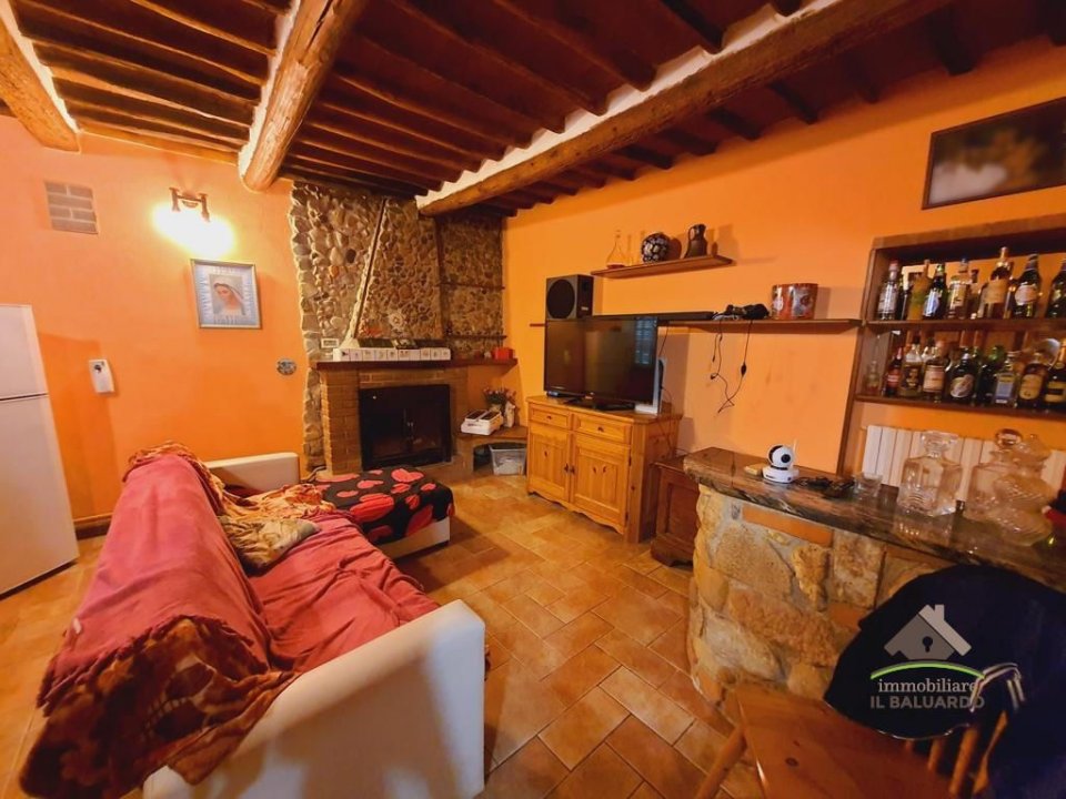 For sale cottage in quiet zone Capannori Toscana foto 11