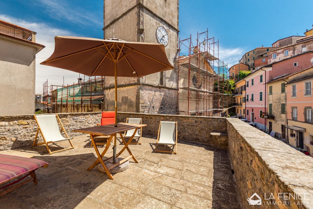 Se vende villa in zona tranquila Beverino Liguria foto 35