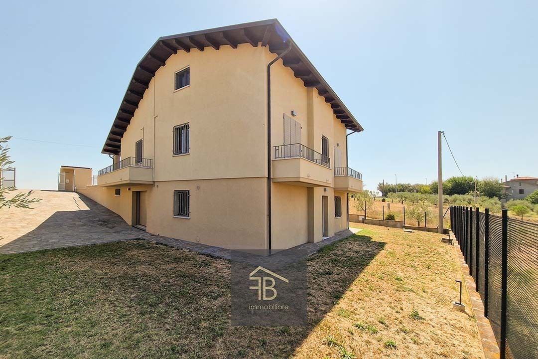 For sale villa in quiet zone Pesaro e Urbino Marche foto 18