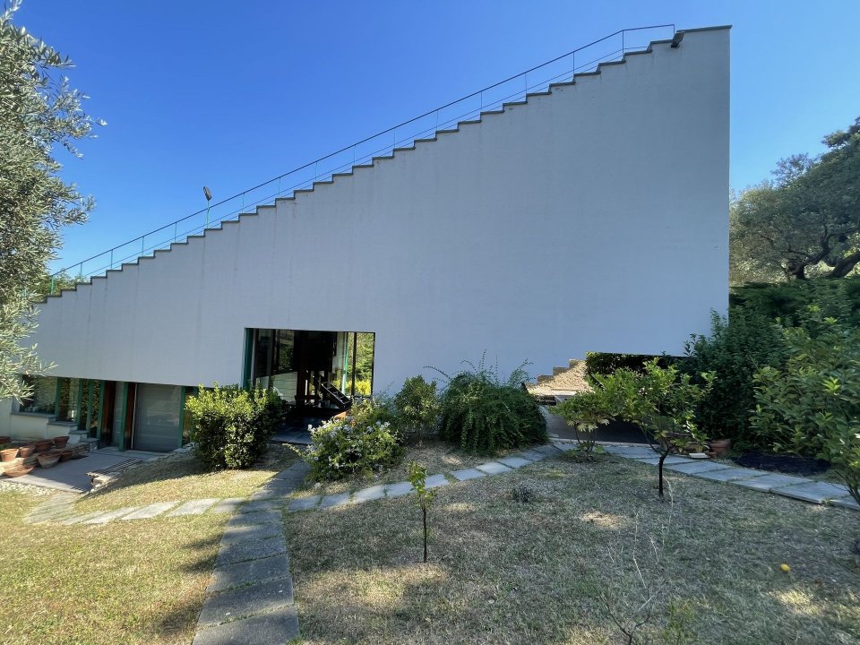 Se vende villa in zona tranquila Pescara Abruzzo foto 27
