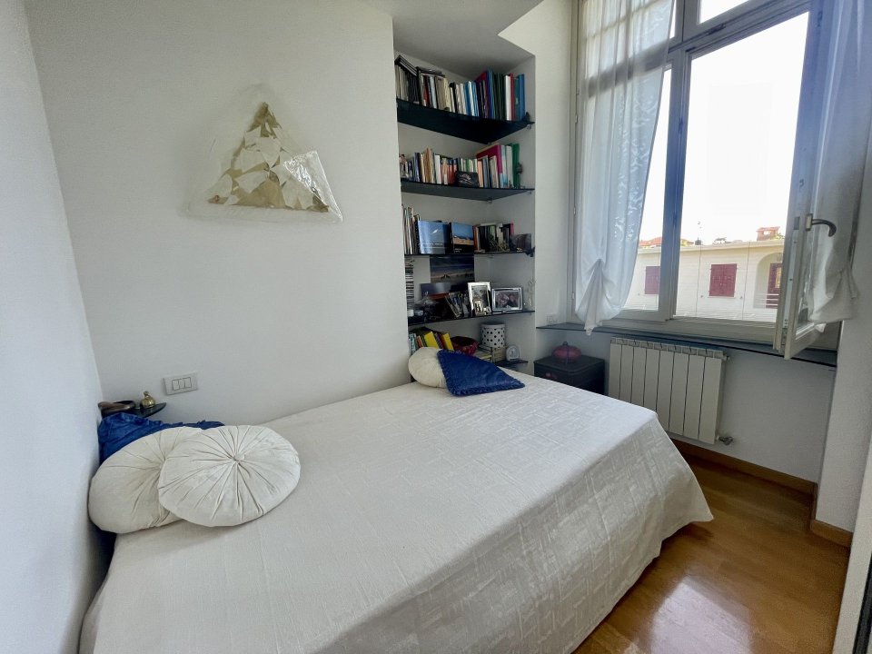 For sale apartment in quiet zone Bordighera Liguria foto 16