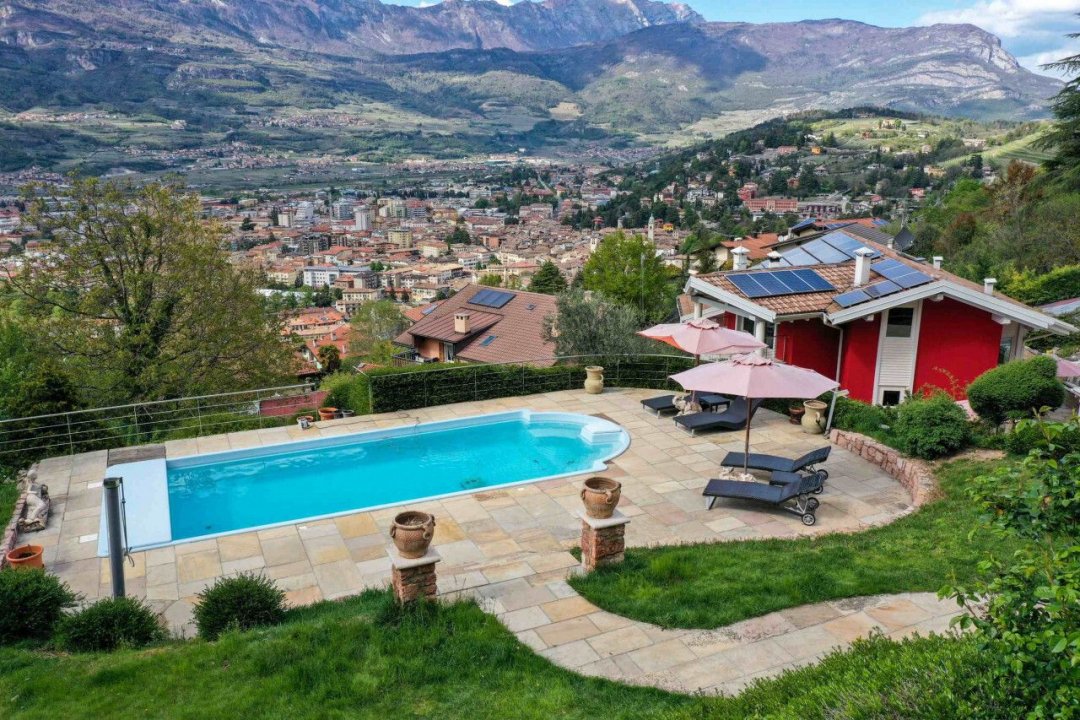 Se vende villa in zona tranquila Rovereto Trentino-Alto Adige foto 93