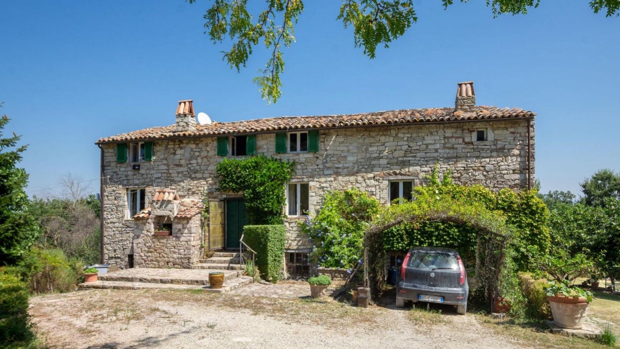 For sale cottage in countryside Todi Umbria foto 5
