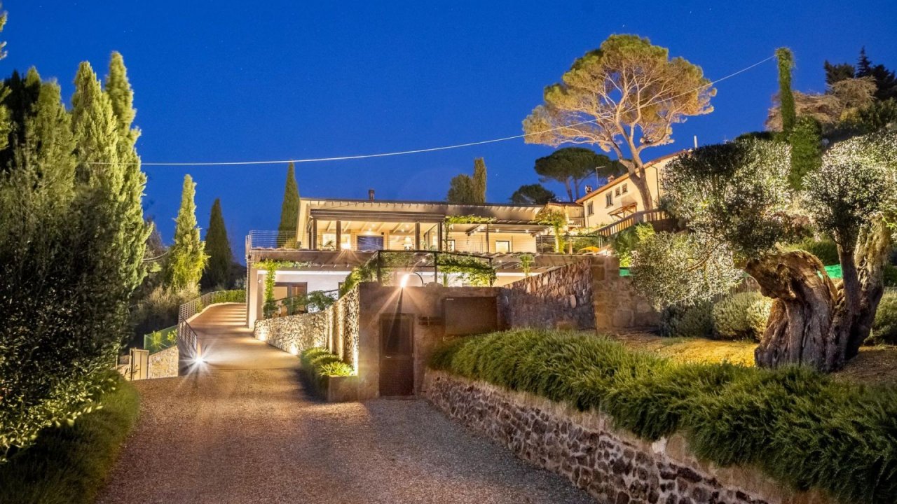 Se vende villa in  Passignano sul Trasimeno Umbria foto 5