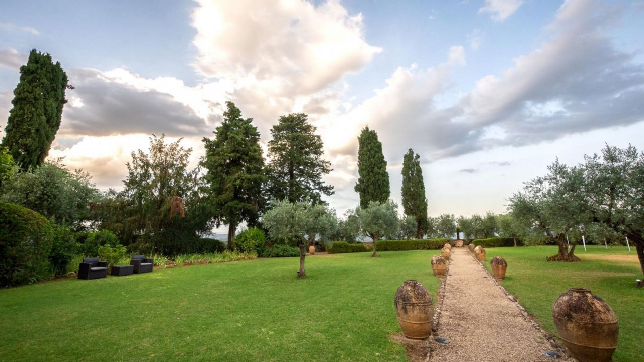 Se vende villa in  Cetona Toscana foto 11