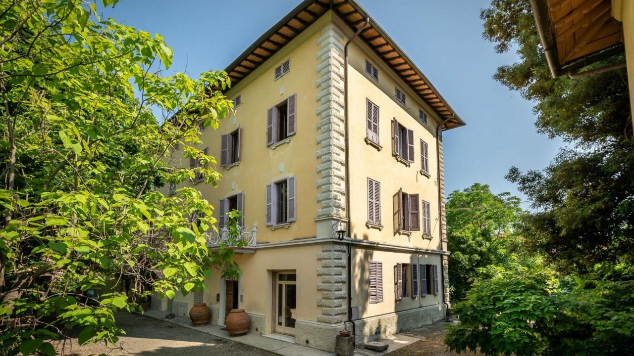 Se vende villa in ciudad Cetona Toscana foto 1
