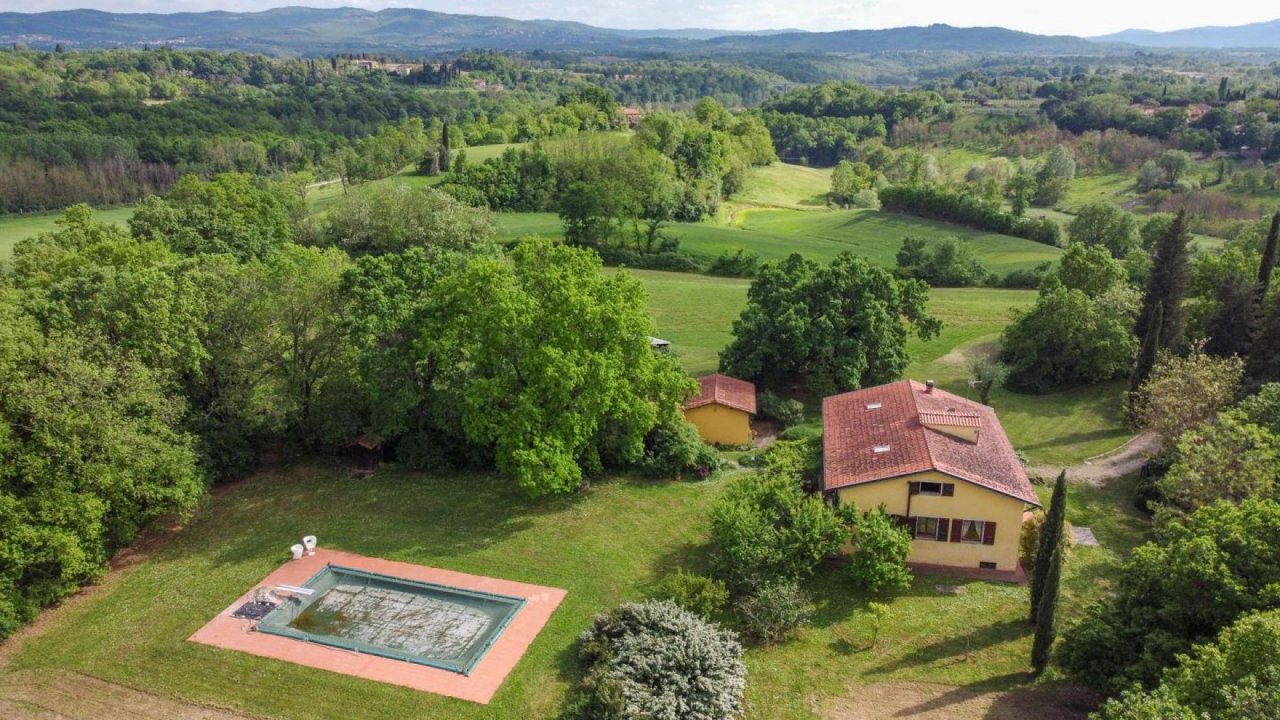 For sale villa in  Terranuova Bracciolini Toscana foto 1