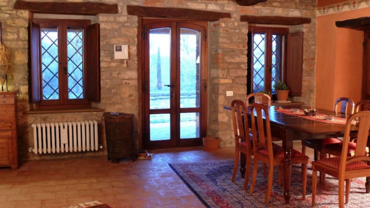 Se vende villa in  Montegabbione Umbria foto 6