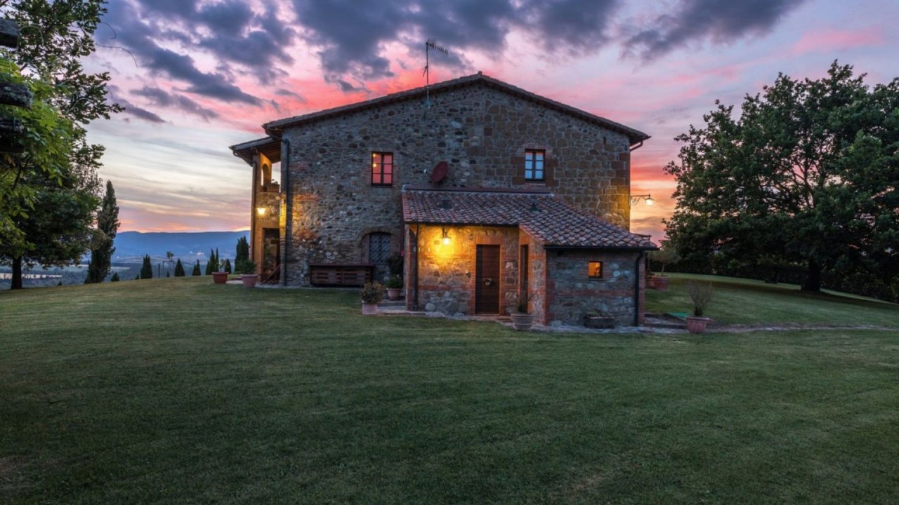 For sale villa in  San Casciano dei Bagni Toscana foto 9