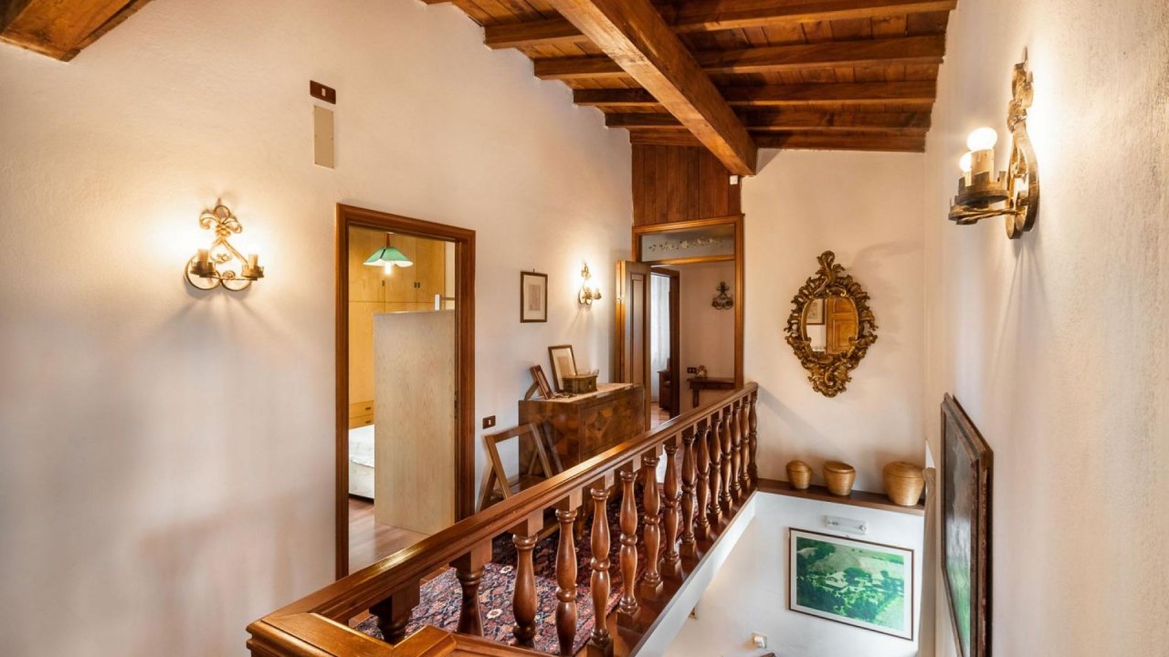 Se vende villa in campo Montepulciano Toscana foto 2
