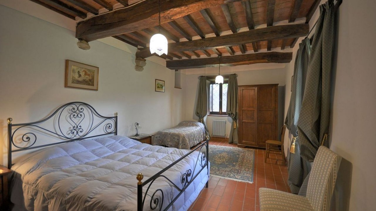 A vendre villa in  Tuoro sul Trasimeno Umbria foto 10