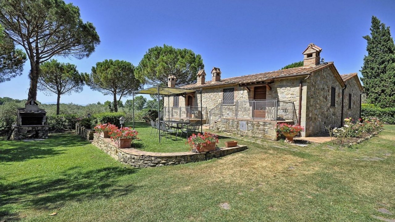 A vendre villa in  Tuoro sul Trasimeno Umbria foto 5