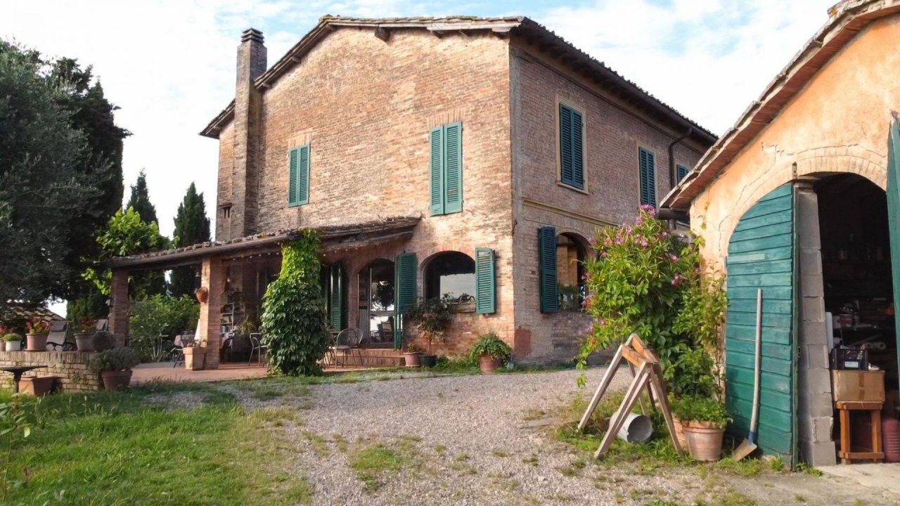 Zu verkaufen villa in landschaft Siena Toscana foto 2