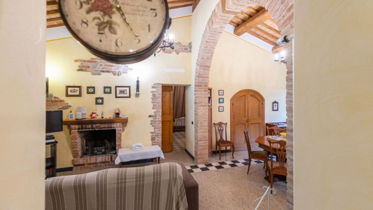 A vendre villa in zone tranquille Montepulciano Toscana foto 6