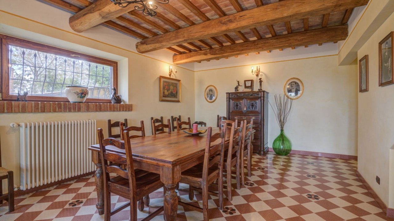 Se vende villa in zona tranquila Montepulciano Toscana foto 4