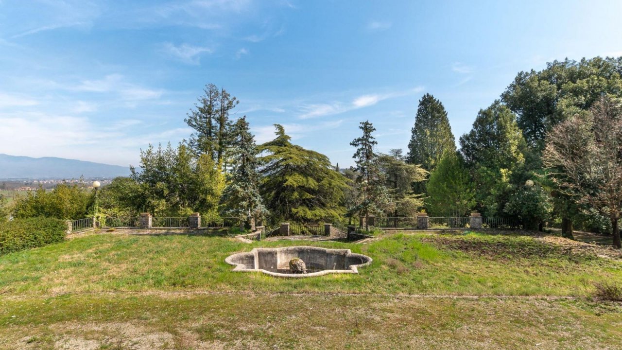 Se vende villa in campo Bucine Toscana foto 8