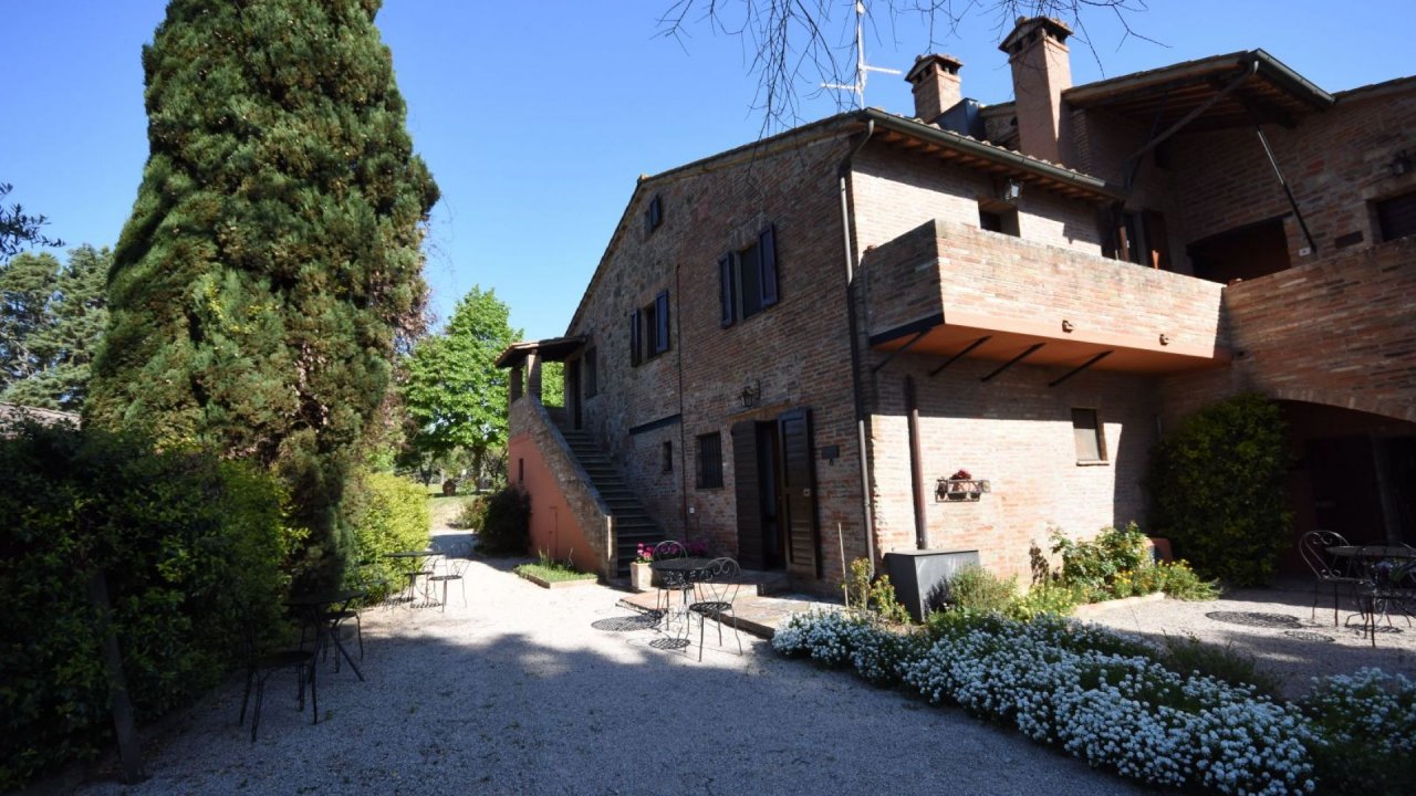 A vendre villa in  Castiglione del Lago Umbria foto 13