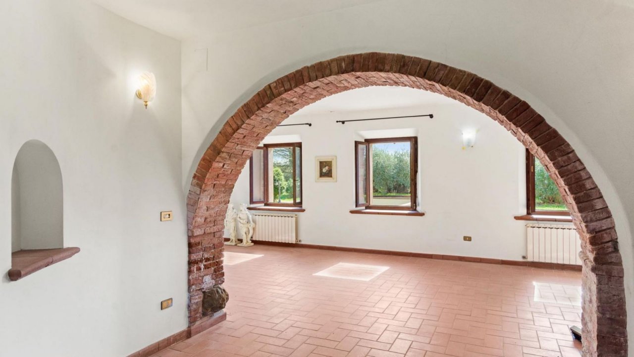 Se vende villa in  Castiglione del Lago Umbria foto 5