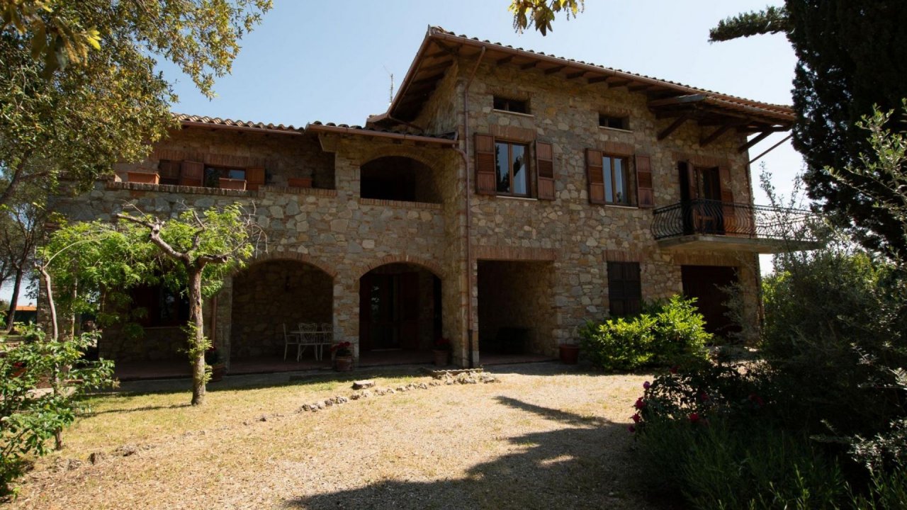 For sale villa in  Castiglione del Lago Umbria foto 1
