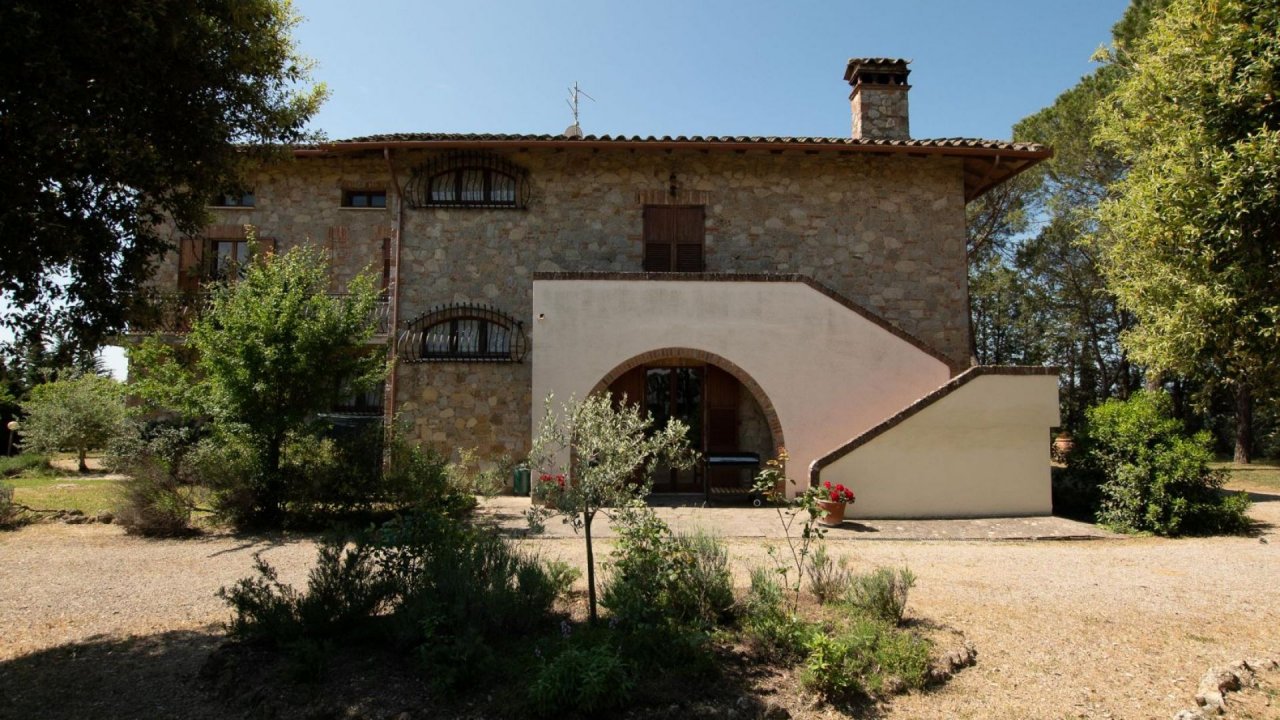 For sale villa in  Castiglione del Lago Umbria foto 5