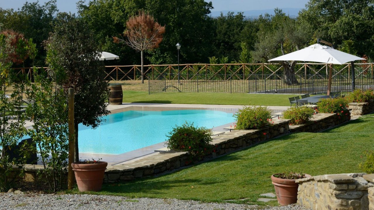 For sale villa by the lake Tuoro sul Trasimeno Umbria foto 4