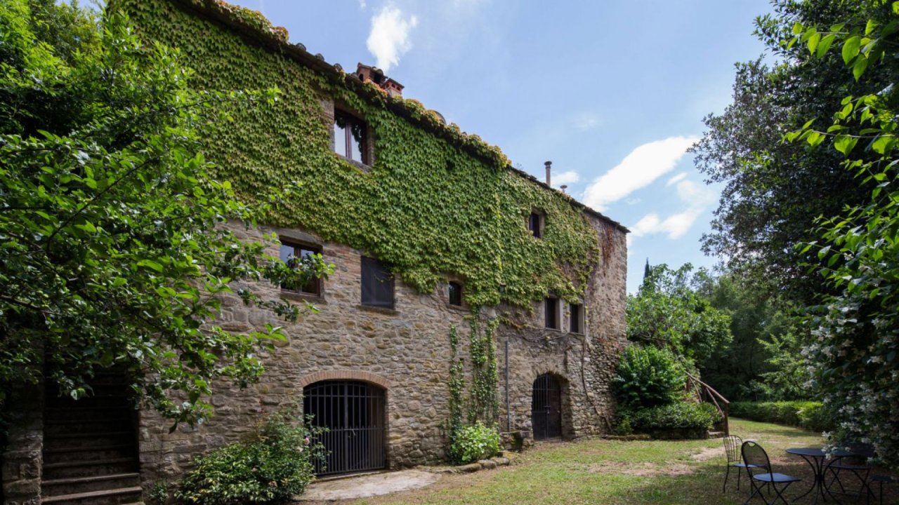 A vendre villa in  Cortona Toscana foto 13
