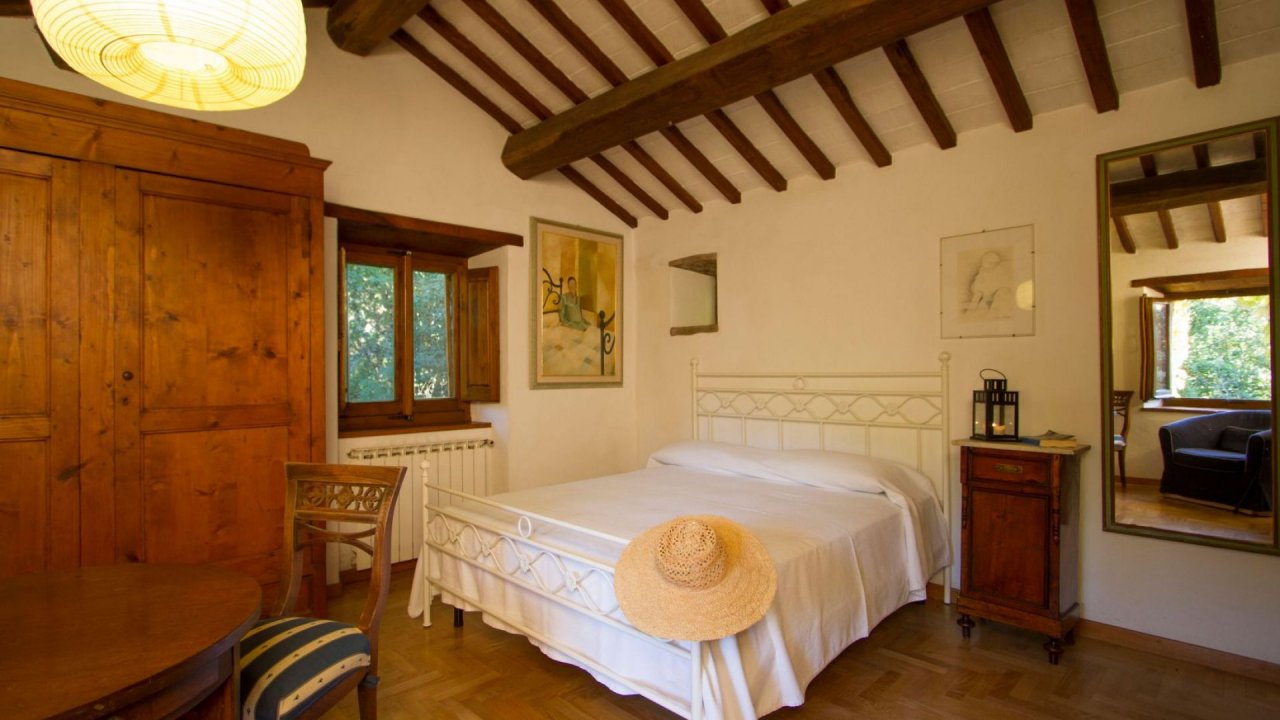 For sale cottage in countryside Cortona Toscana foto 2