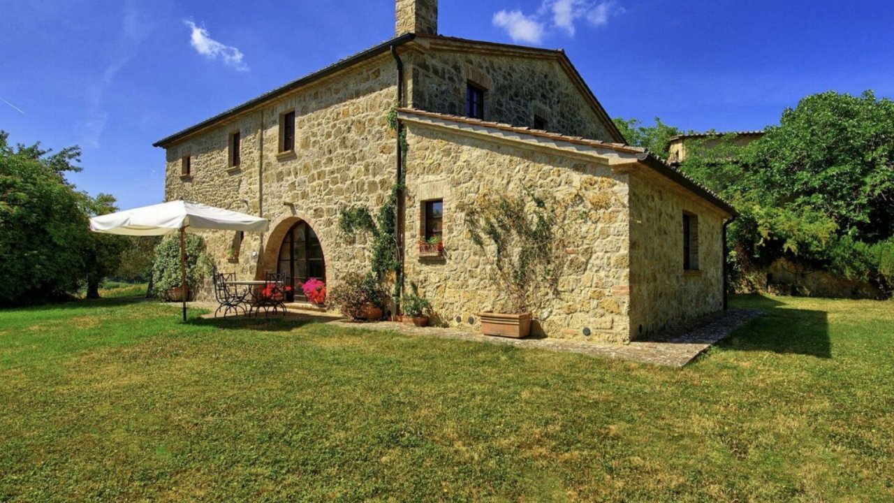 A vendre villa in  Sarteano Toscana foto 1