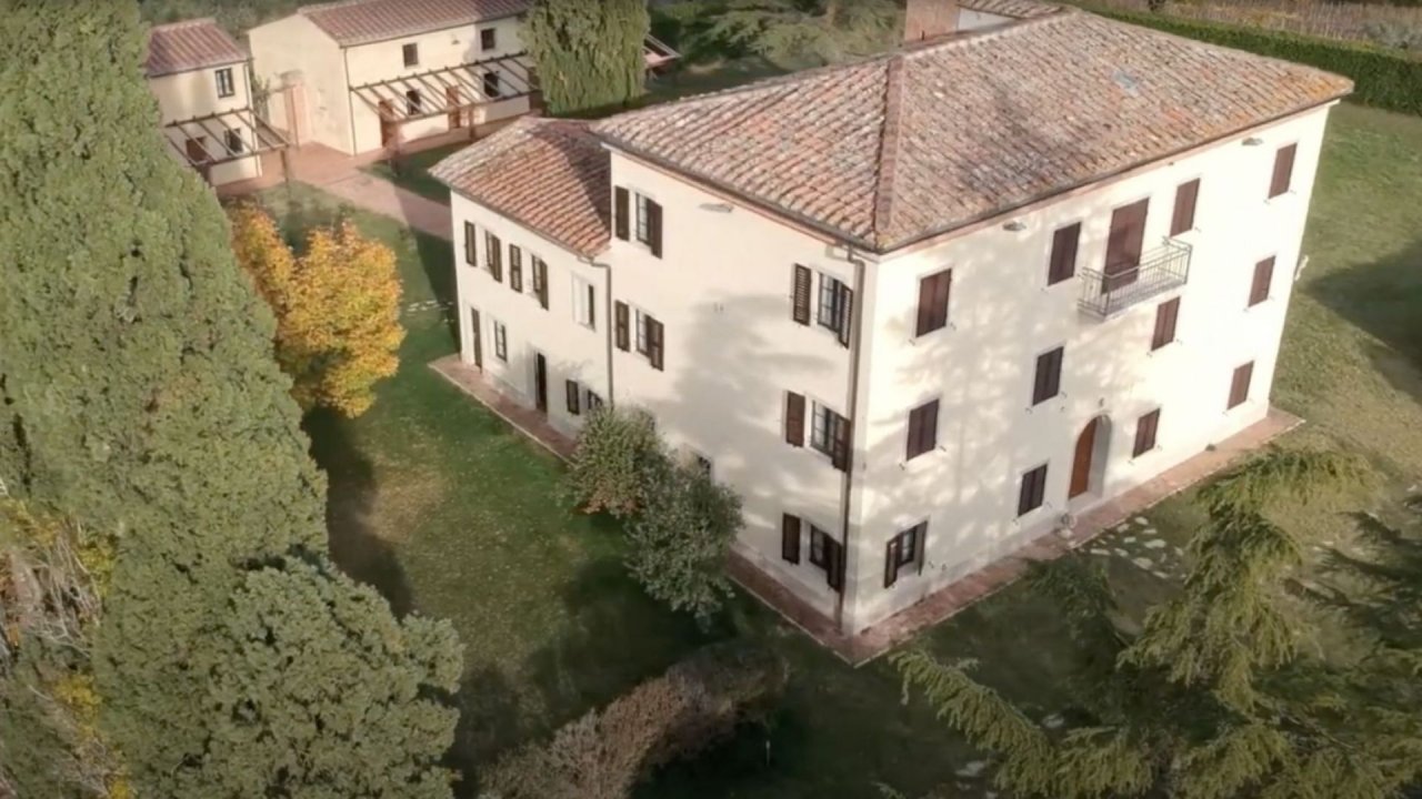 Se vende villa in campo Castelnuovo Berardenga Toscana foto 9