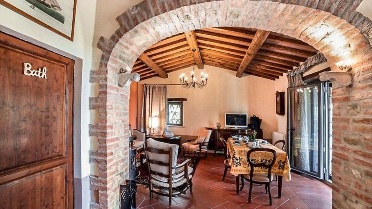 Se vende villa in  Passignano sul Trasimeno Umbria foto 8