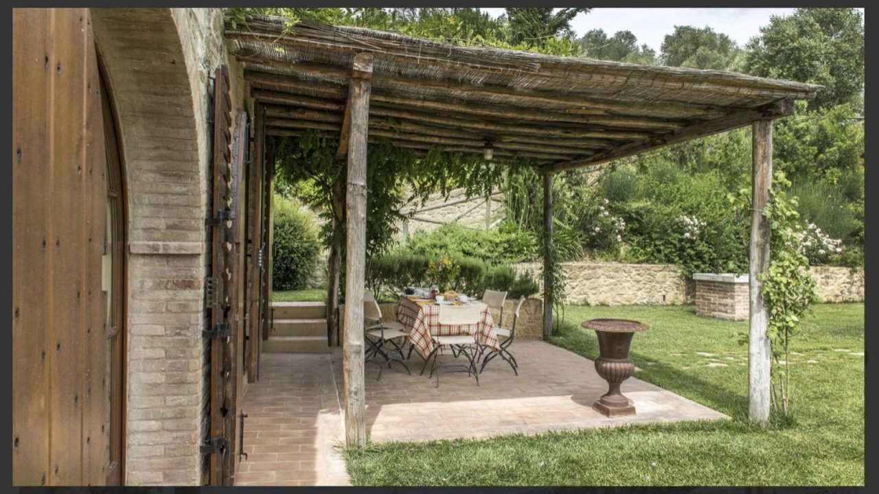 Se vende villa in  Montepulciano Toscana foto 2