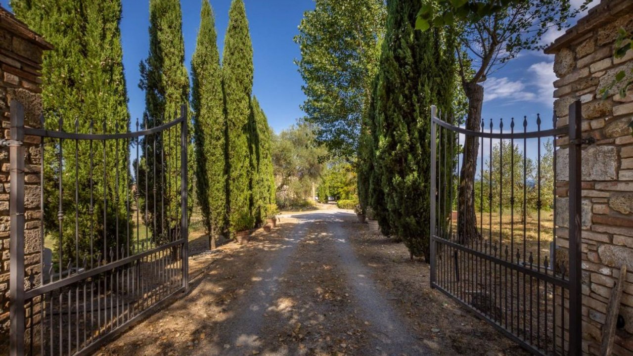 For sale villa in  Sarteano Toscana foto 16