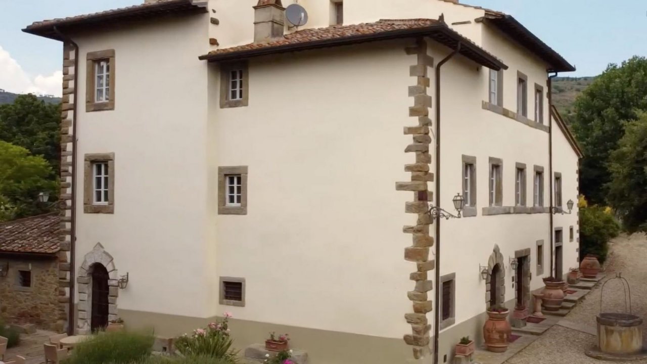 For sale commercial property in  Cortona Toscana foto 4