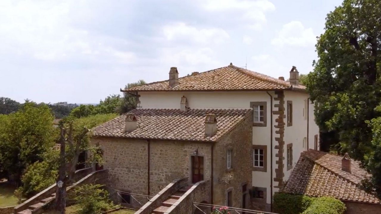 For sale commercial property in  Cortona Toscana foto 5