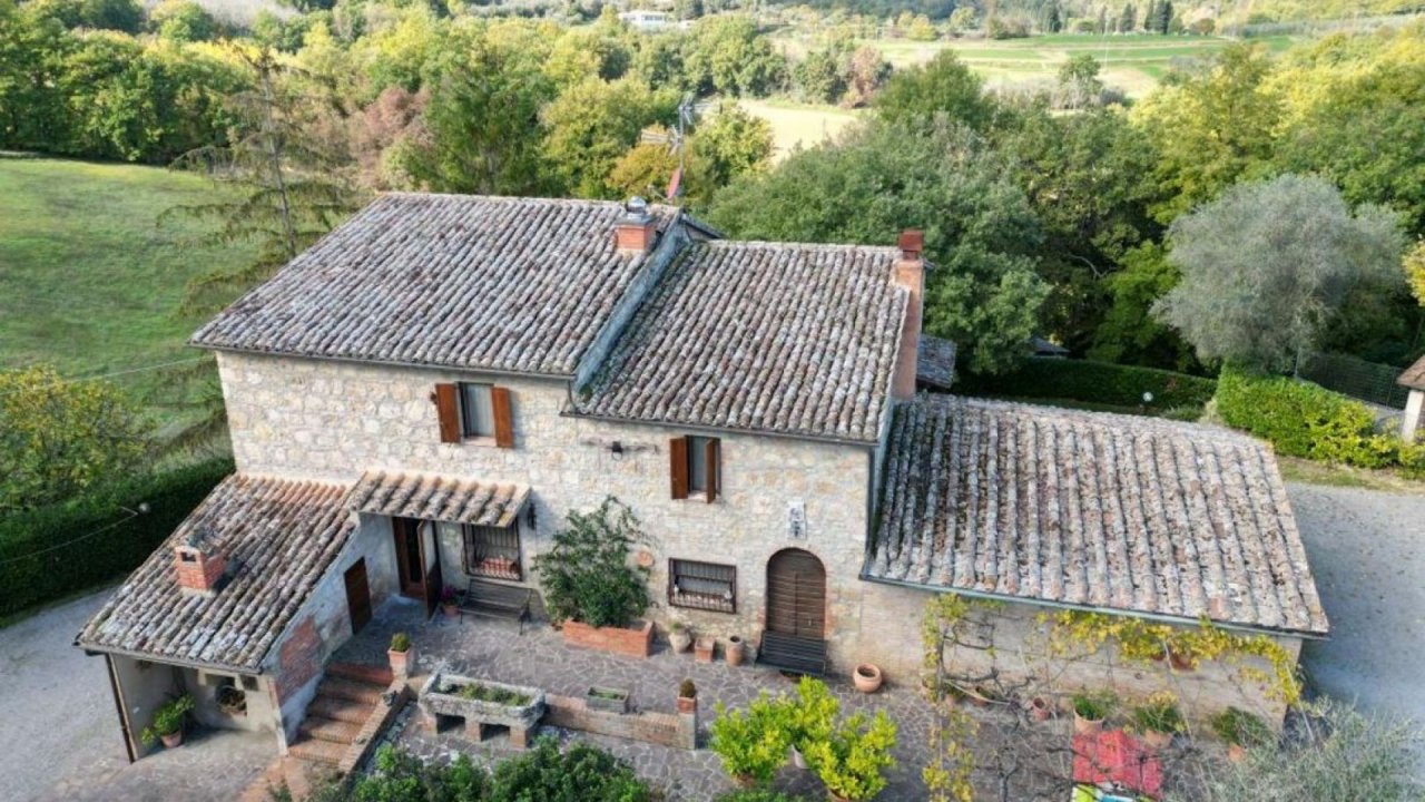 Se vende villa in  Cetona Toscana foto 14