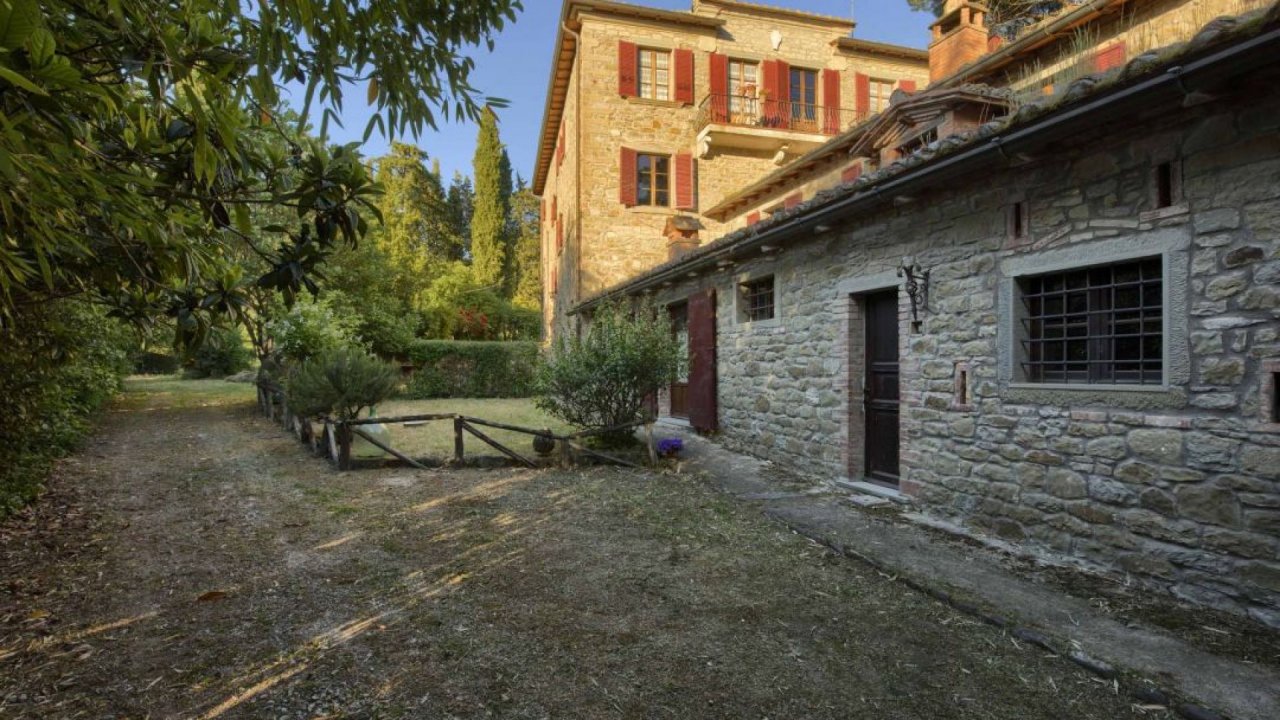 Se vende villa in  Cortona Toscana foto 8